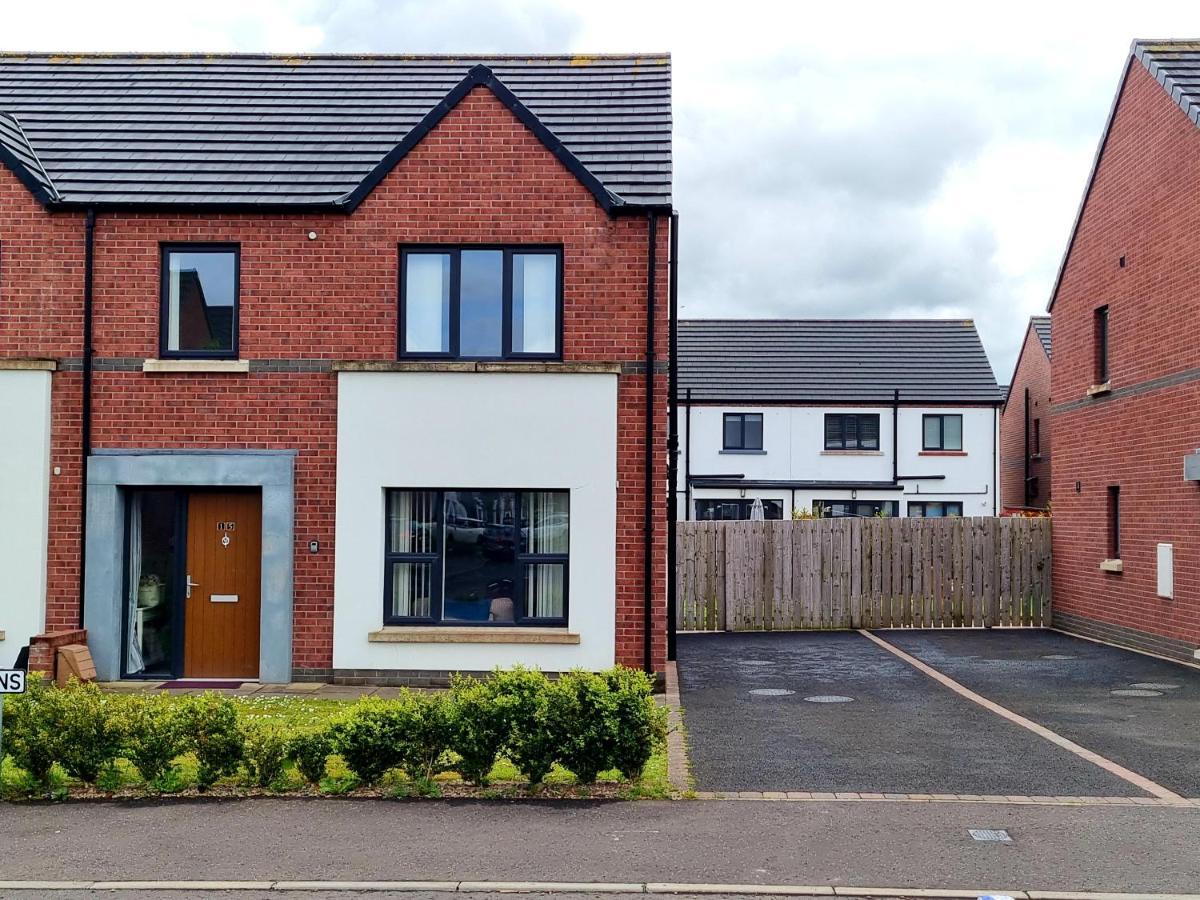 Modern 3 bedroom semi detached home Limavady Eksteriør billede